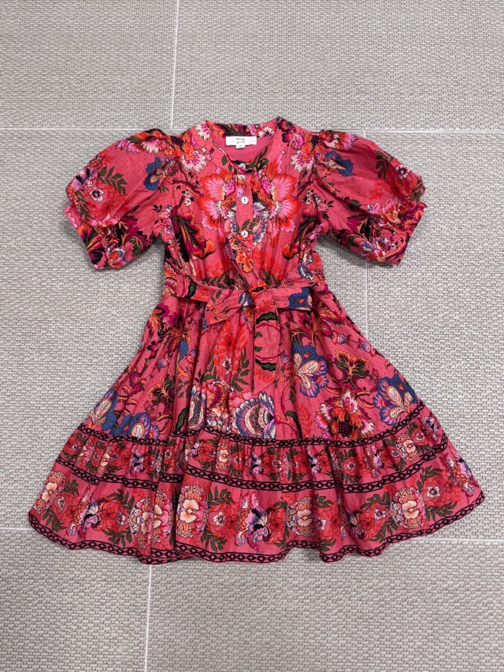 A Loves A Girls Bubble Sleeve Floral Tie Front Dress, 6x. Like new.